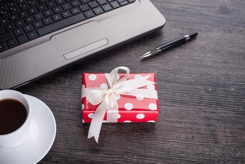 Gifts from clients or suppliers policy template cover image