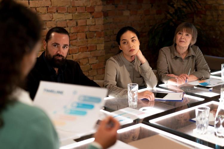 Redundancy at risk meeting script template cover image