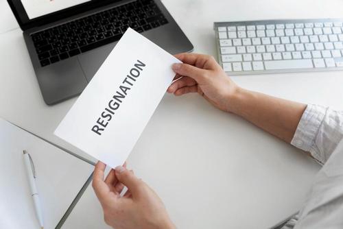Resignation whilst on suspension acknowledgement letter template cover image